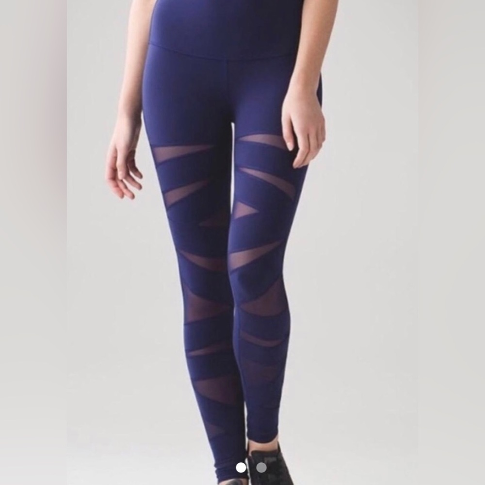 Lululemon Be Highest Times Pant Wanderlust 🦄 FLuxtreme Size 8 Naval Blue 17173